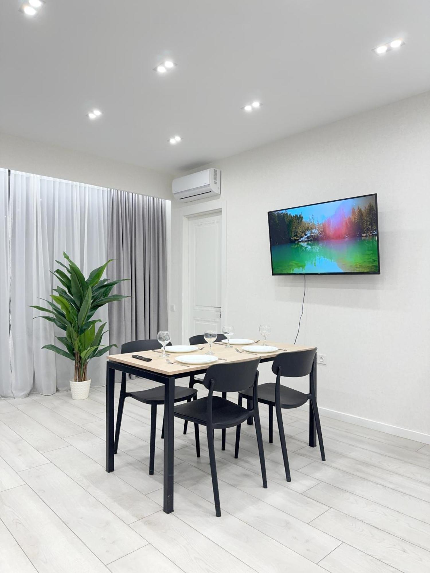 Gss - 4 Apartment